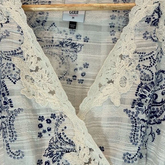 NWOT CAbi veranda blue paisley top - Picture 5 of 8